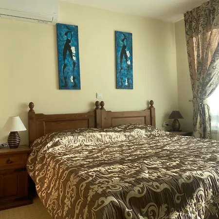 Kandahar - Location Apartman *